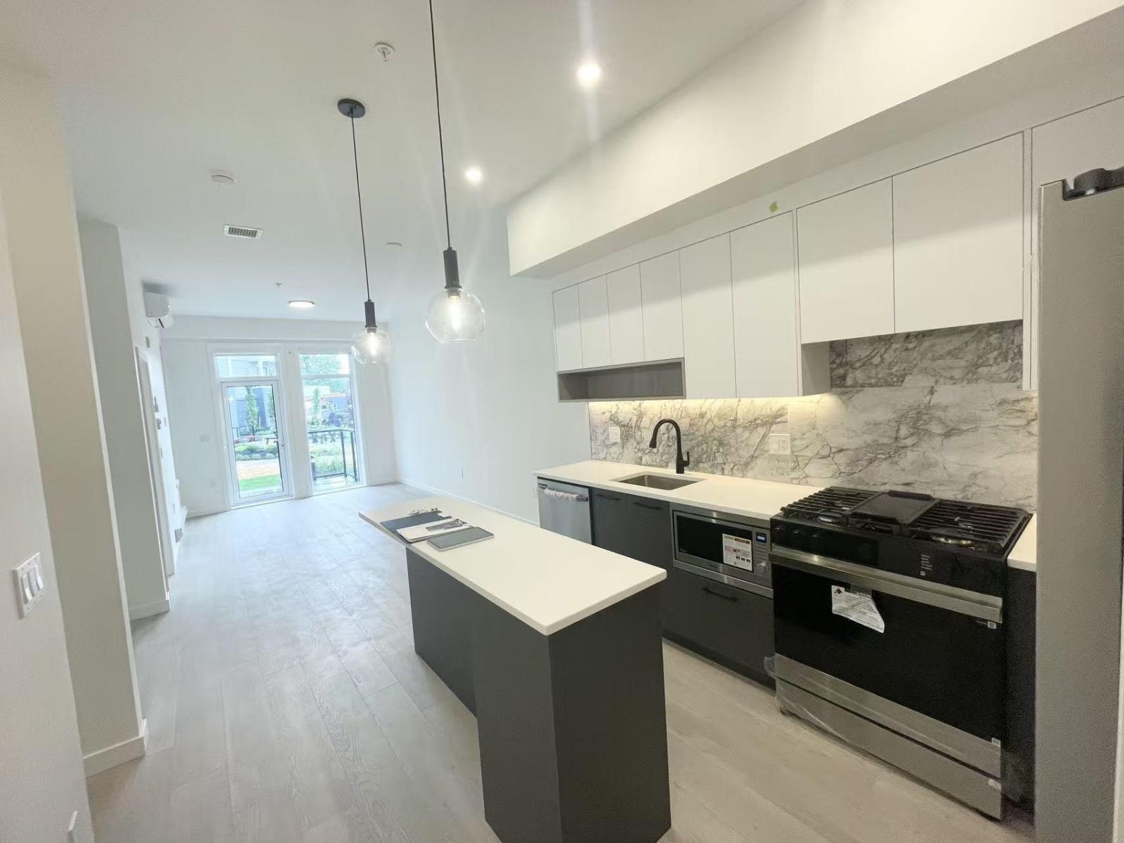 11* 6270 GOOSEBERRY DRIVE, Surrey