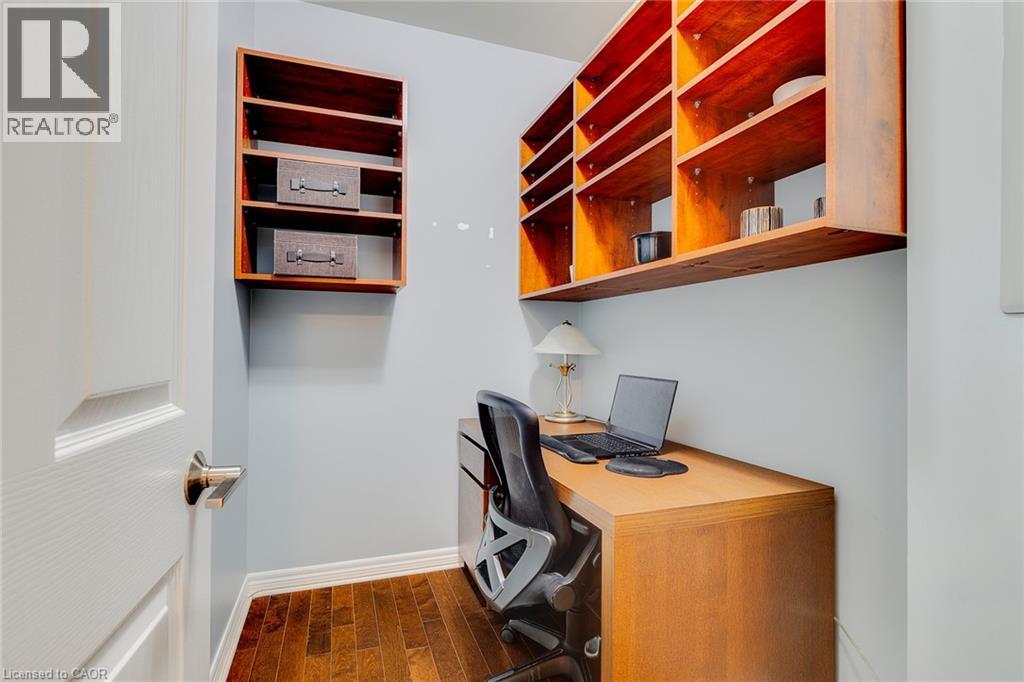 255 KEATS Way Unit# 403, Waterloo, Ontario, N2L6N6 — Photo 13