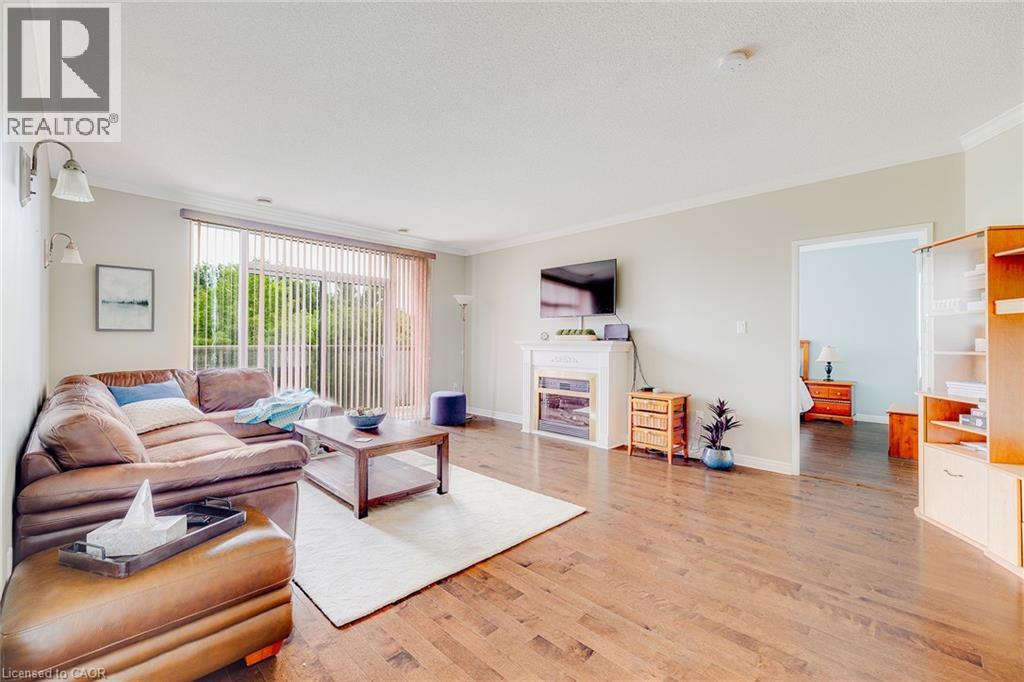 255 KEATS Way Unit# 403, Waterloo, Ontario, N2L6N6 — Photo 10