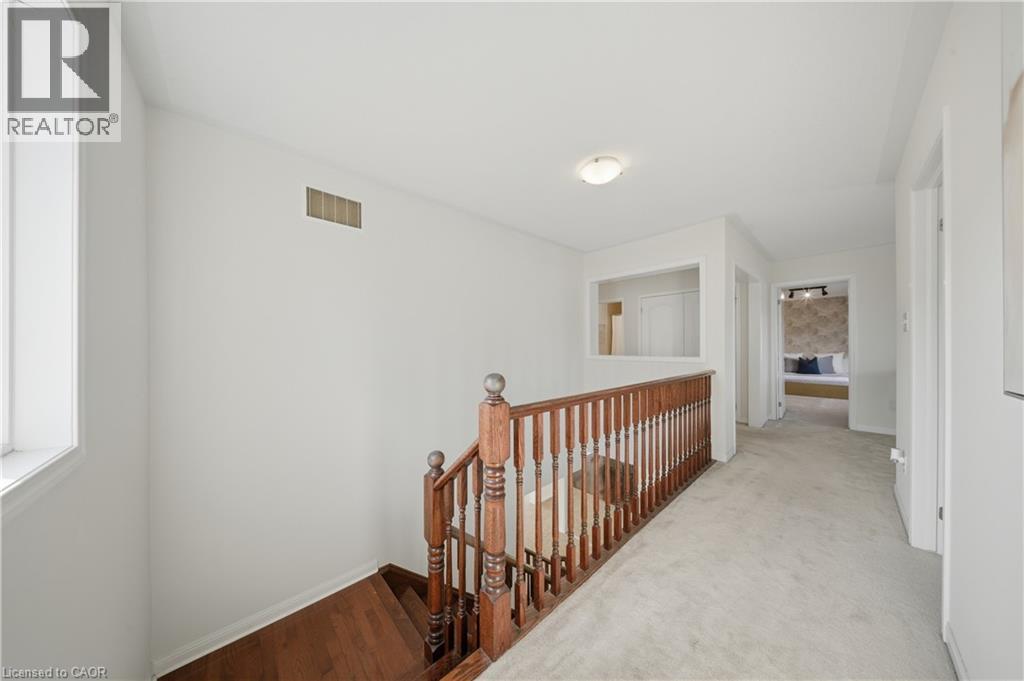 1227 CHRISTIE Circle, Milton, Ontario, L9T6V4 — Photo 8