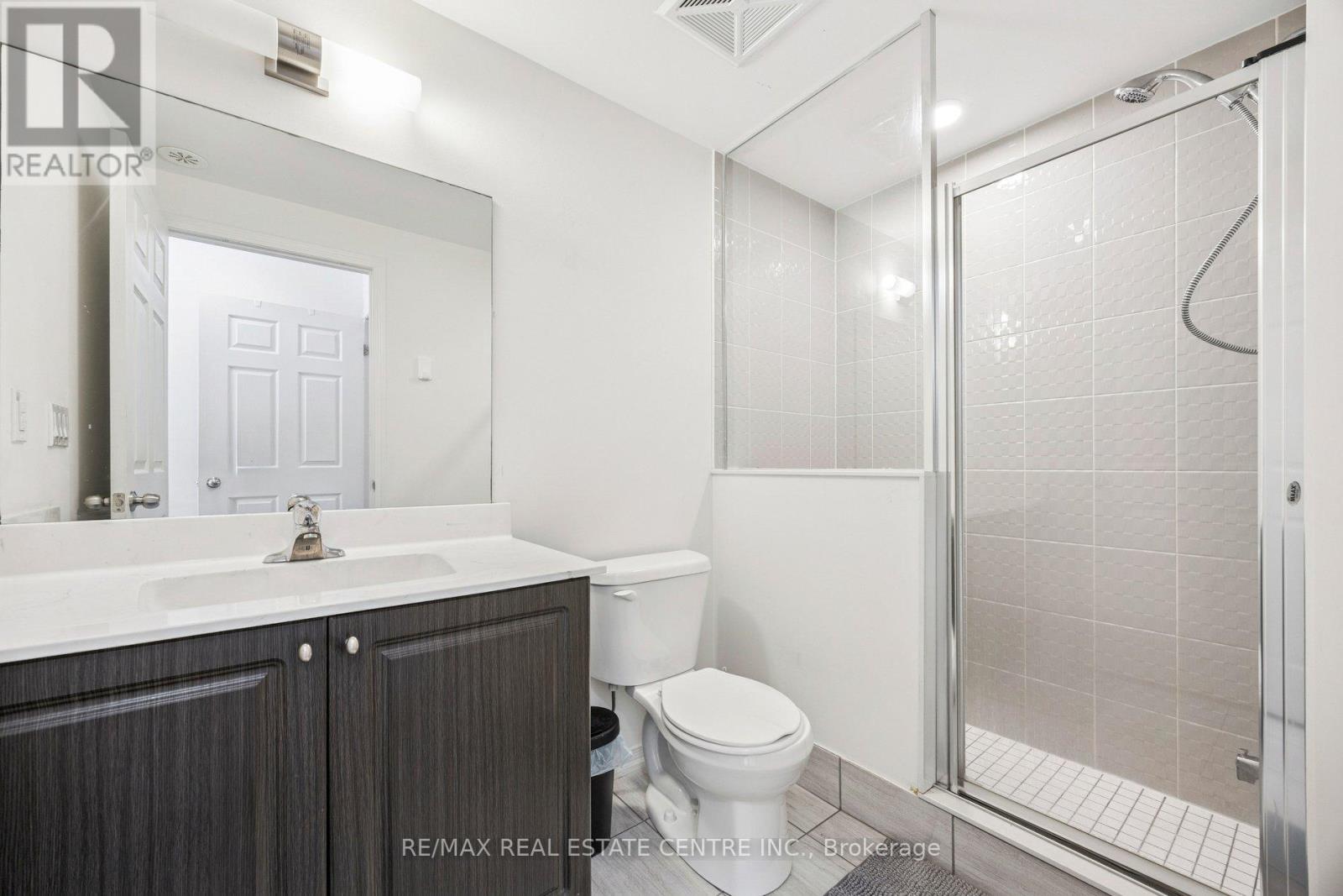 #210 8835 SHEPPARD AVENUE E - 28