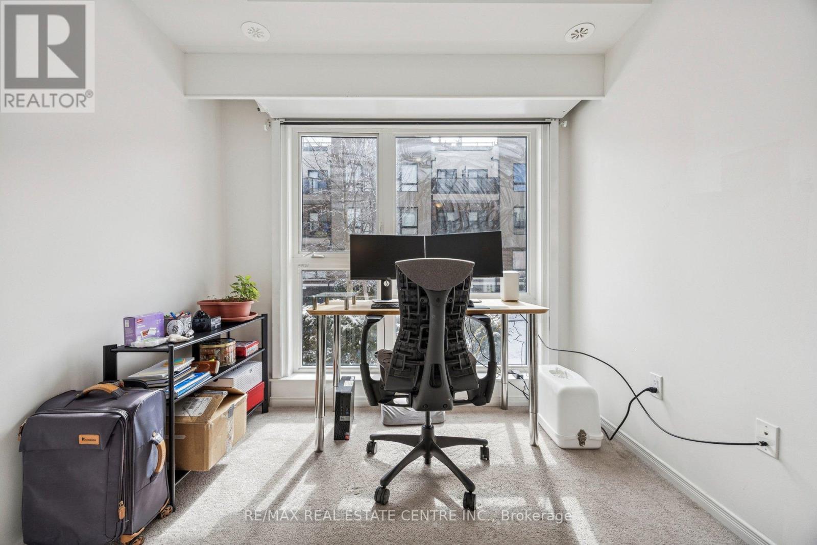 #210 8835 SHEPPARD AVENUE E - 21