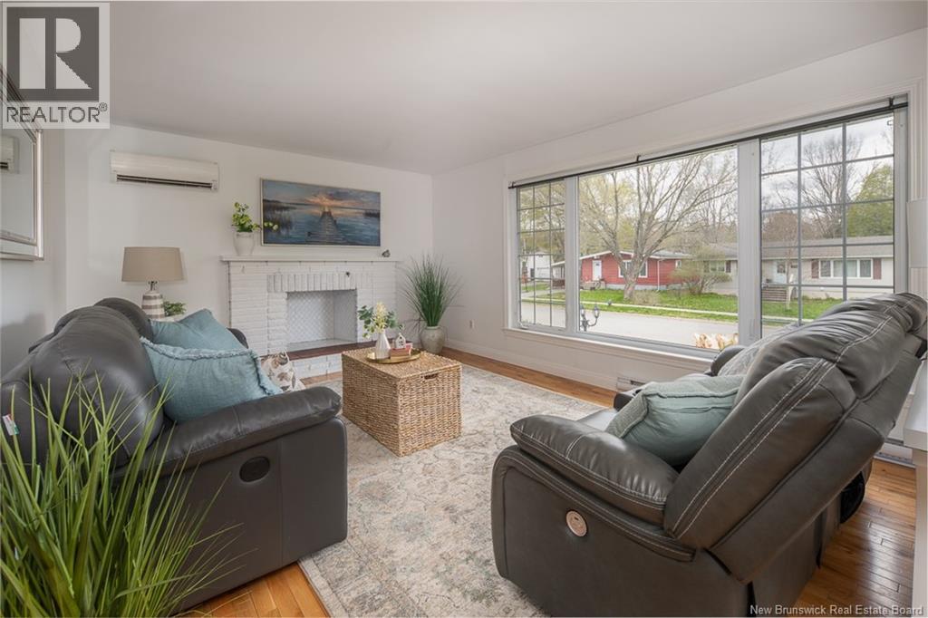 122 Burpee Street - 8