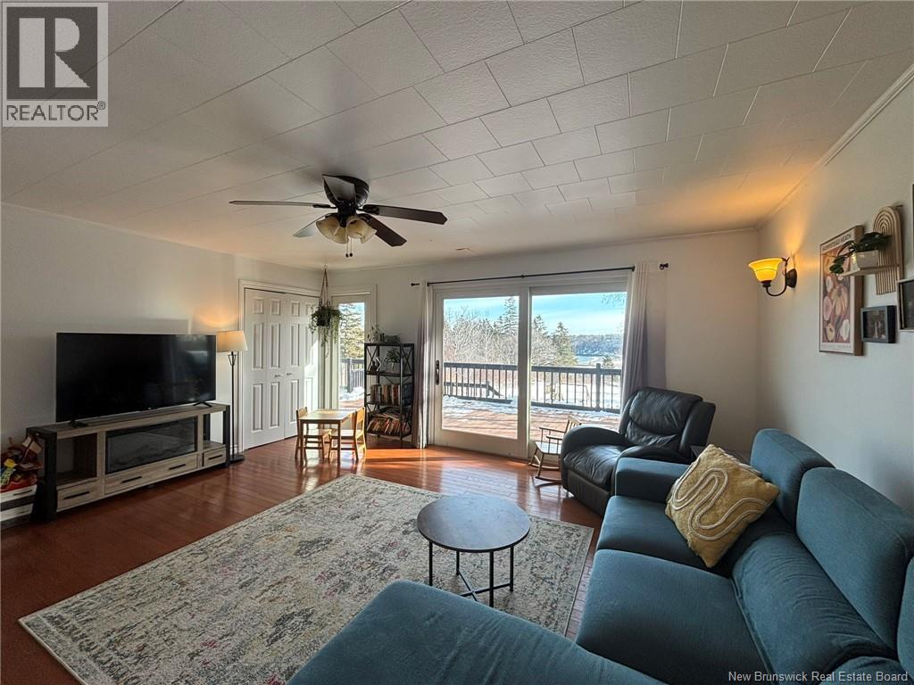 94 Whistle Road - Image 4