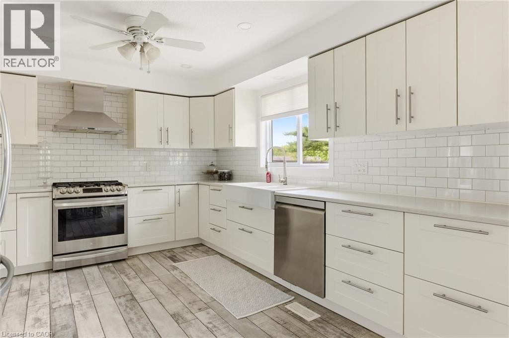 25 GREENOCK Drive - Image 2