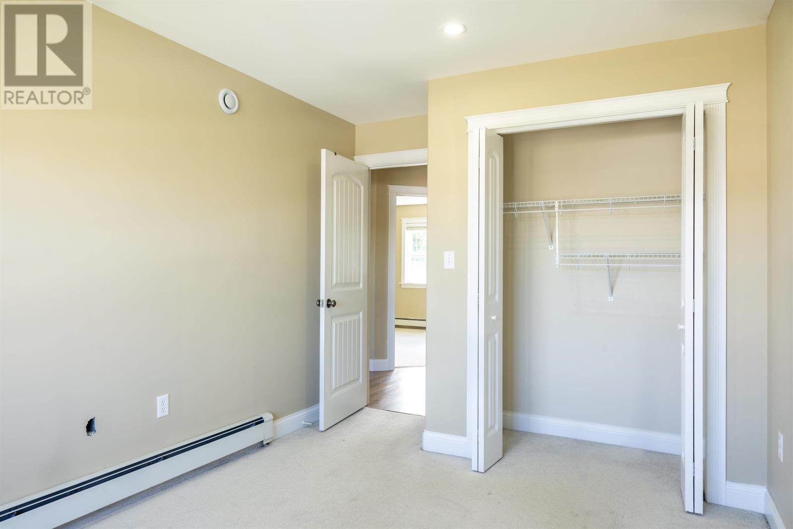 15 Raspberry Avenue - 27