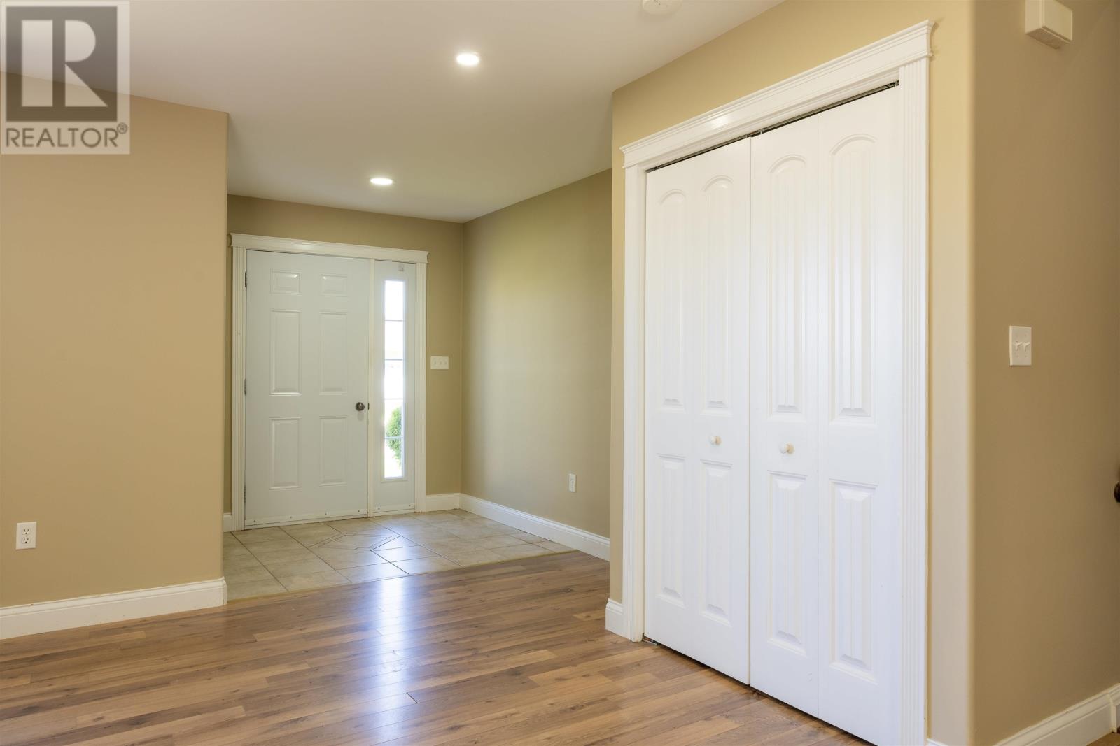 15 Raspberry Avenue - 4