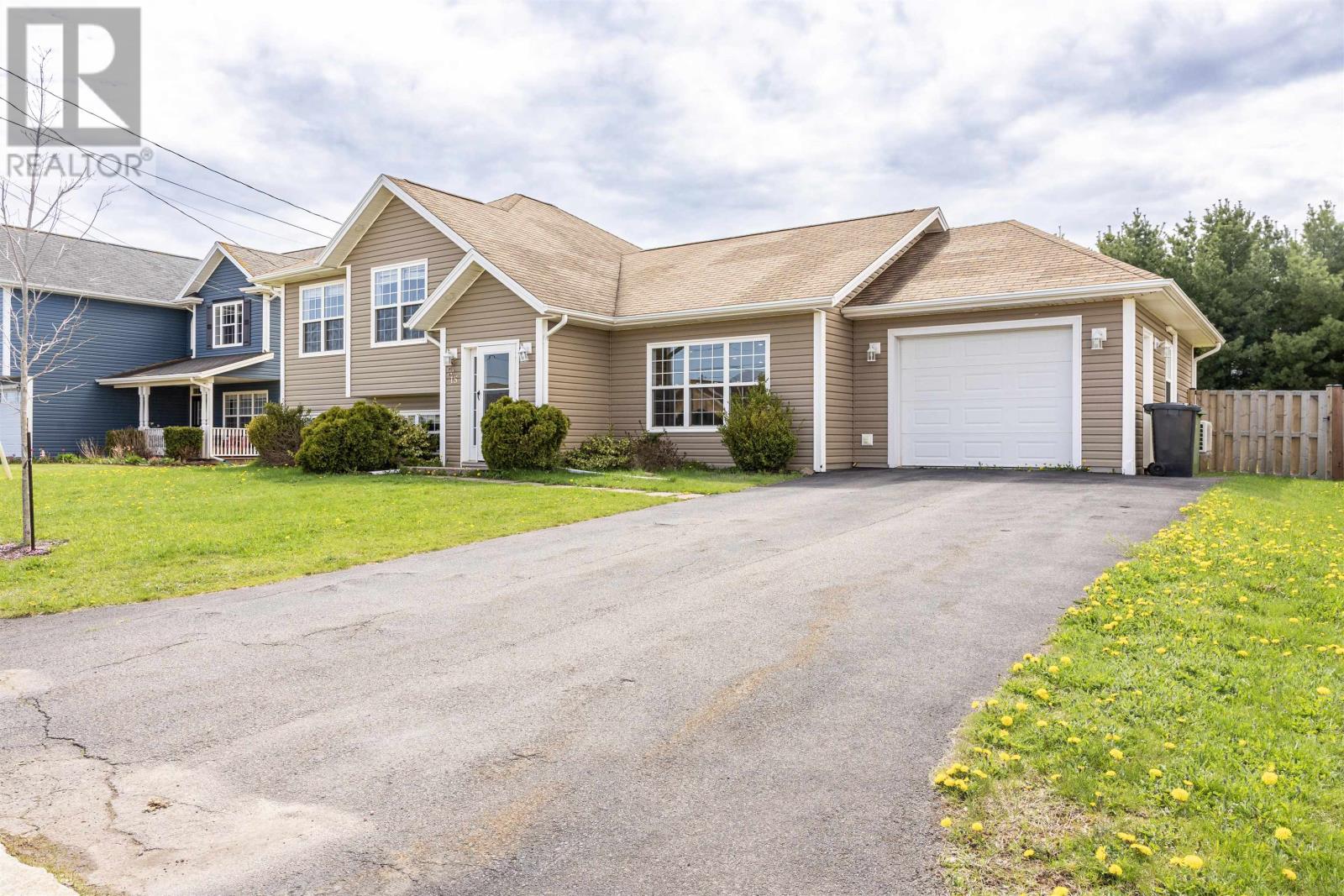 15 Raspberry Avenue - 37