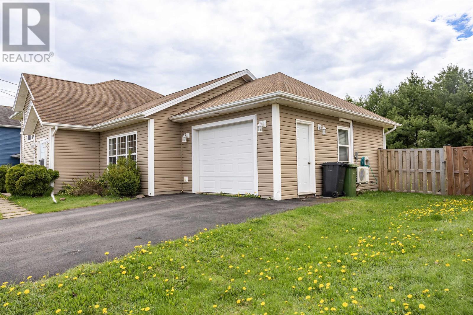 15 Raspberry Avenue - 41