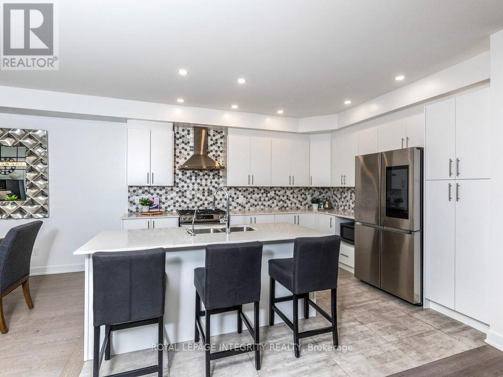 28 MENDOZA WAY - 16