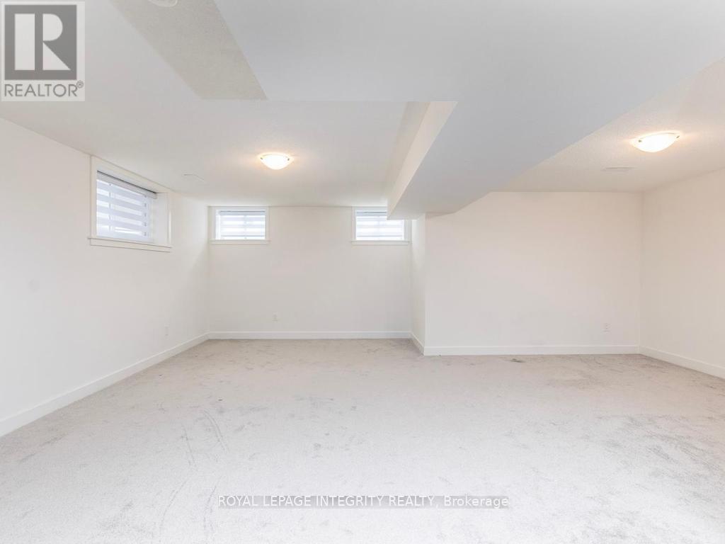 28 MENDOZA WAY - 34