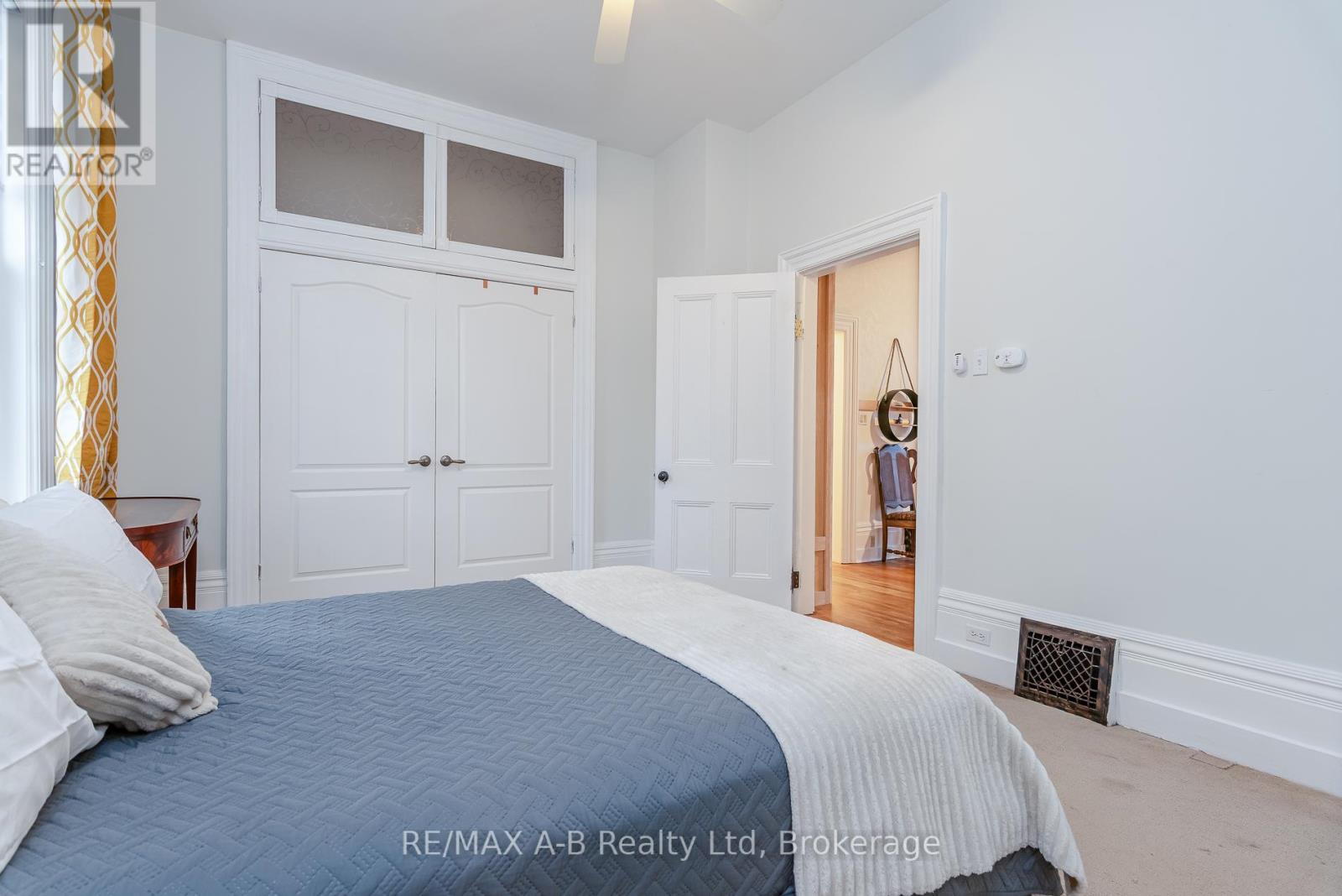 27 HOME STREET - 31