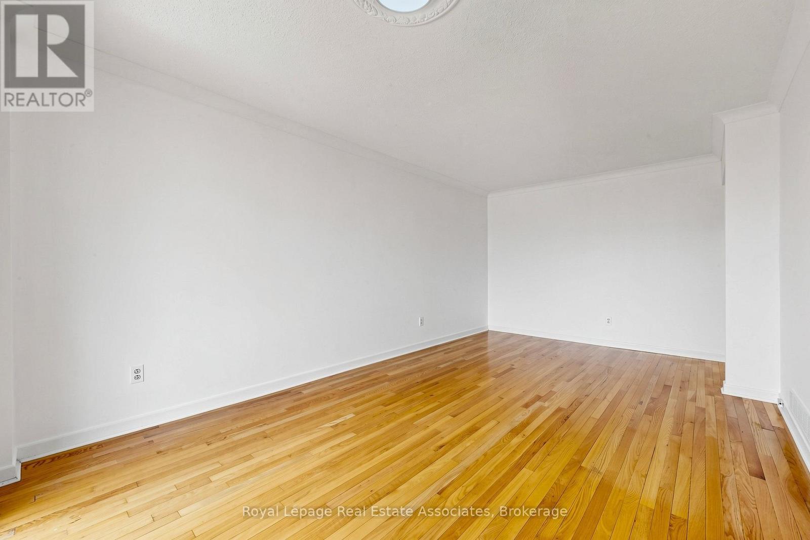 #40 600 SILVER CREEK BOULEVARD - 8
