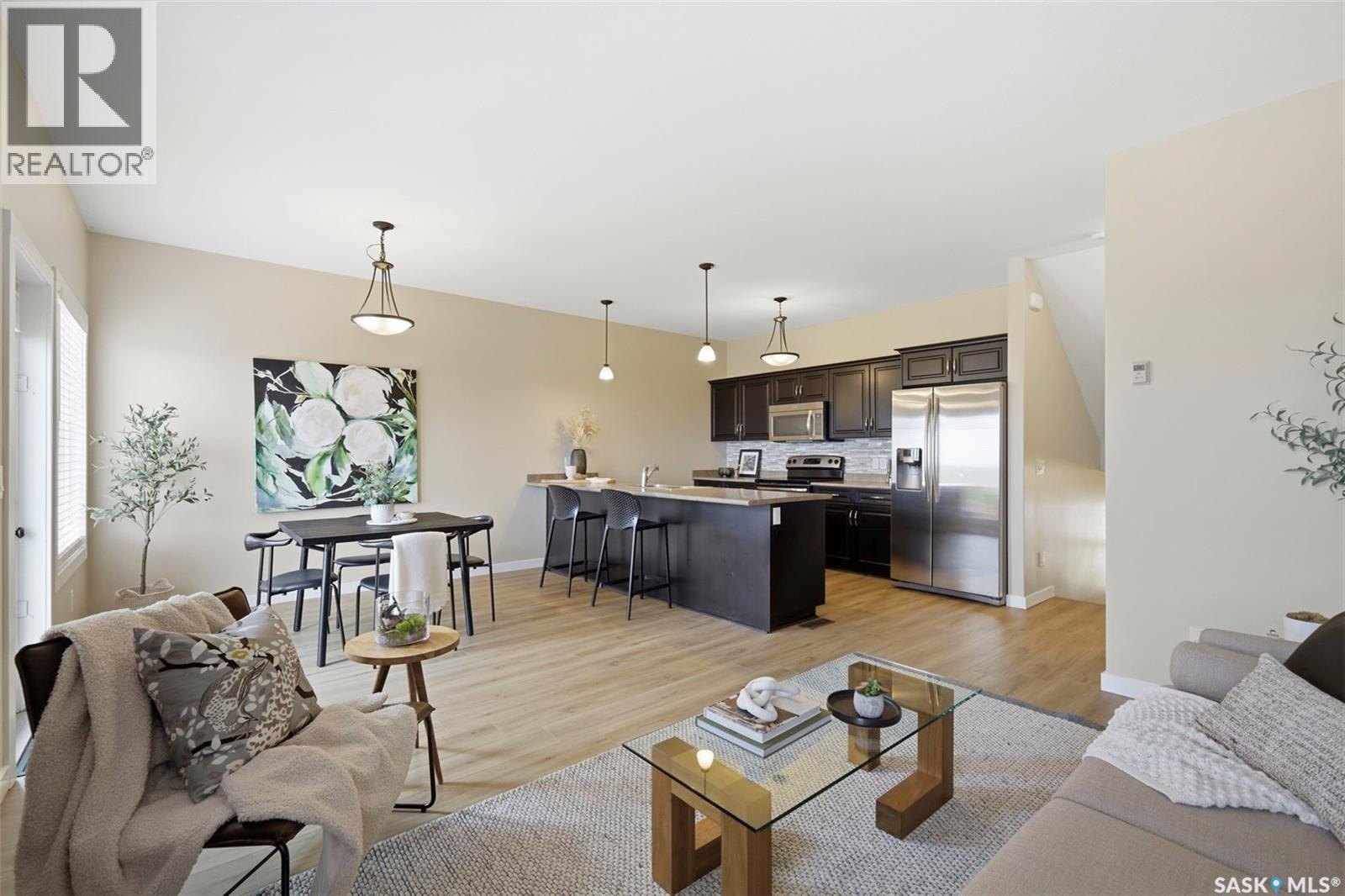451 Henick CRESCENT - 10