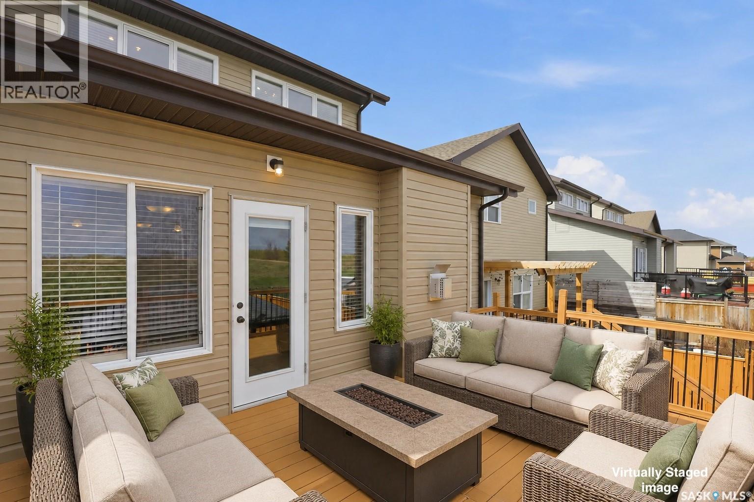451 Henick CRESCENT - 24