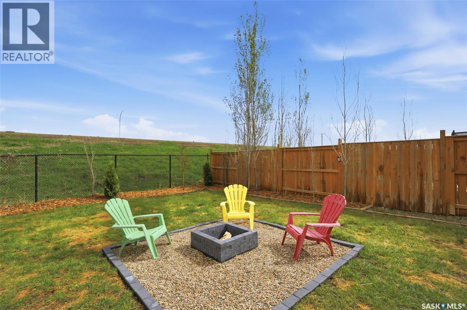 451 Henick CRESCENT - 29
