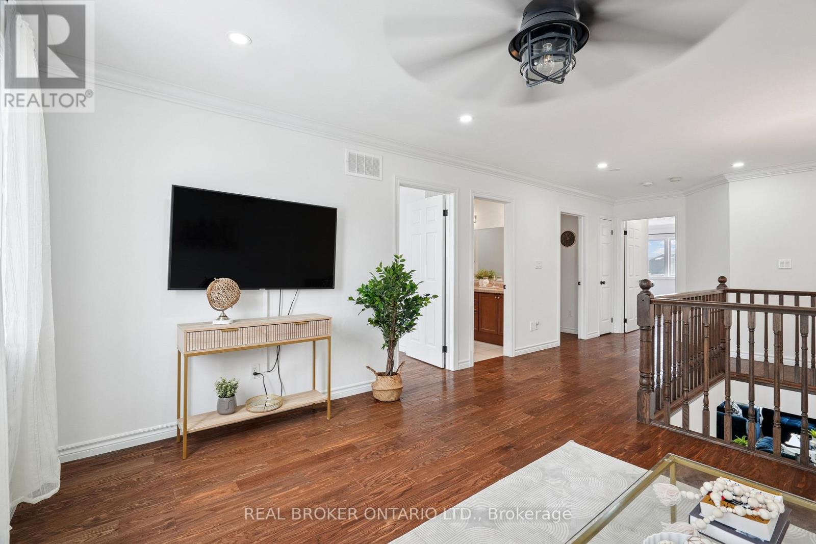 132 COKER CRESCENT - 18