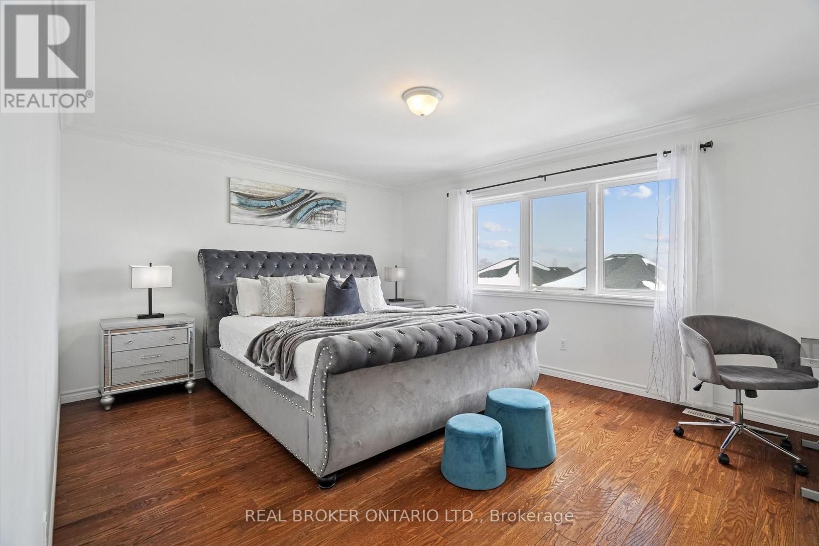 132 COKER CRESCENT - 19