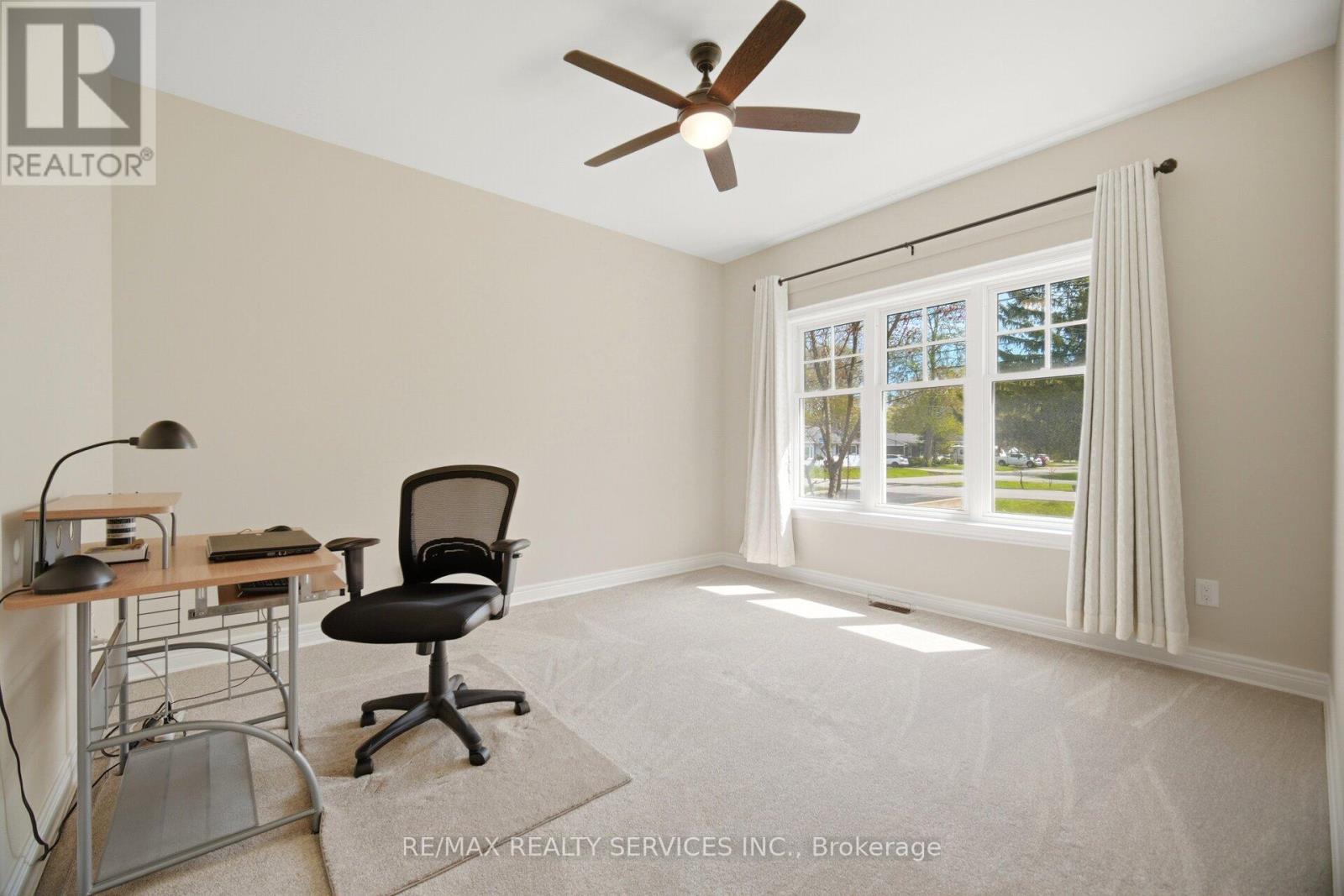 195 BURLEIGH ROAD N - 12