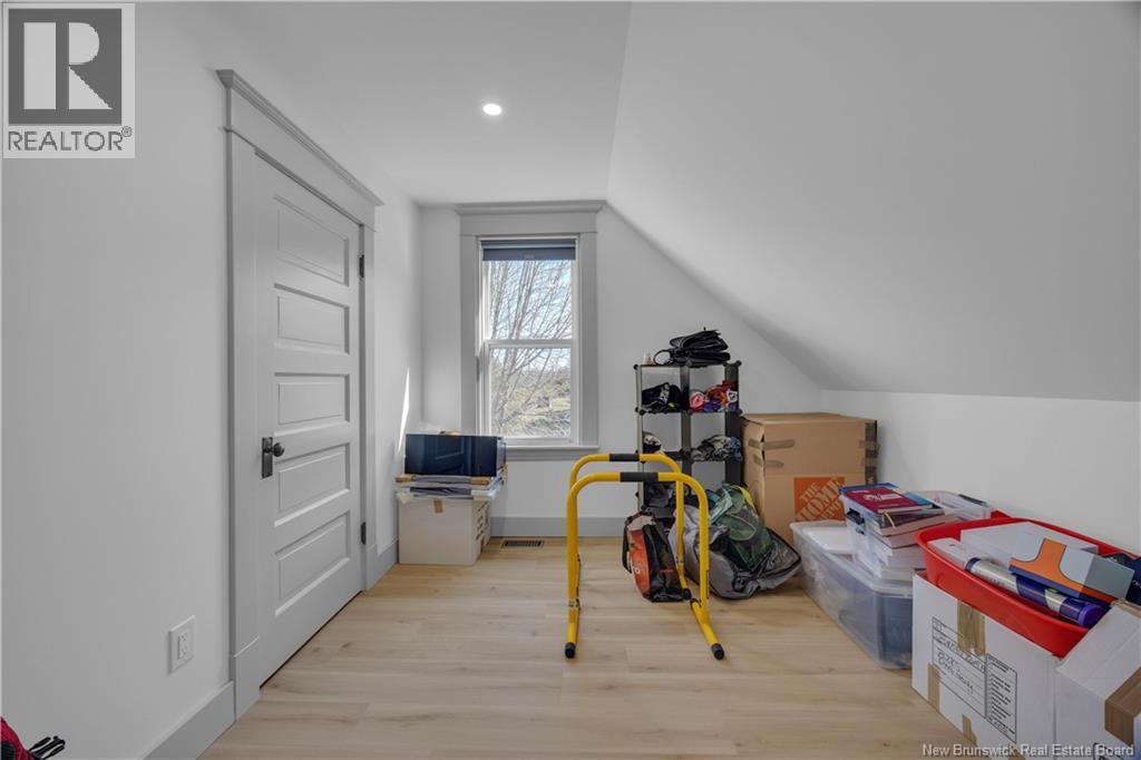 50 Hampton Road - 27