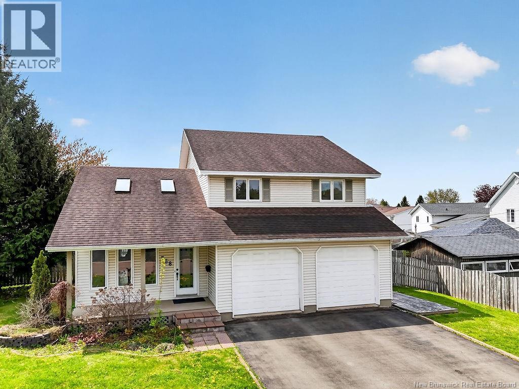 368 Gaspe Street - Image 2