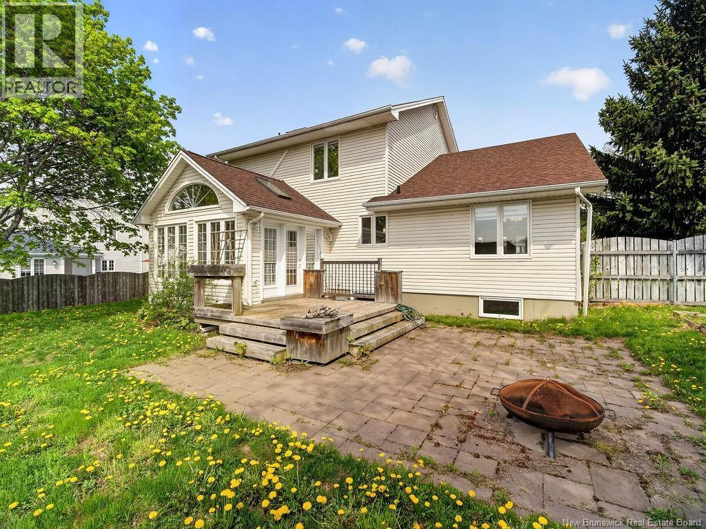 368 Gaspe Street - 38