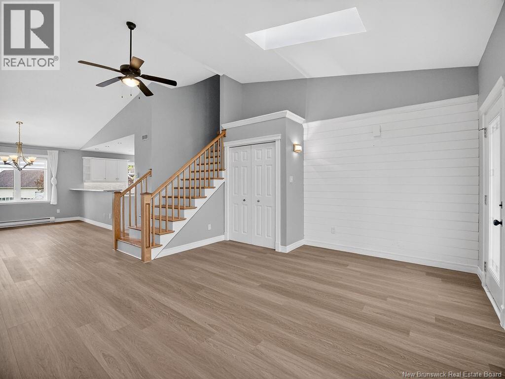 368 Gaspe Street - 4