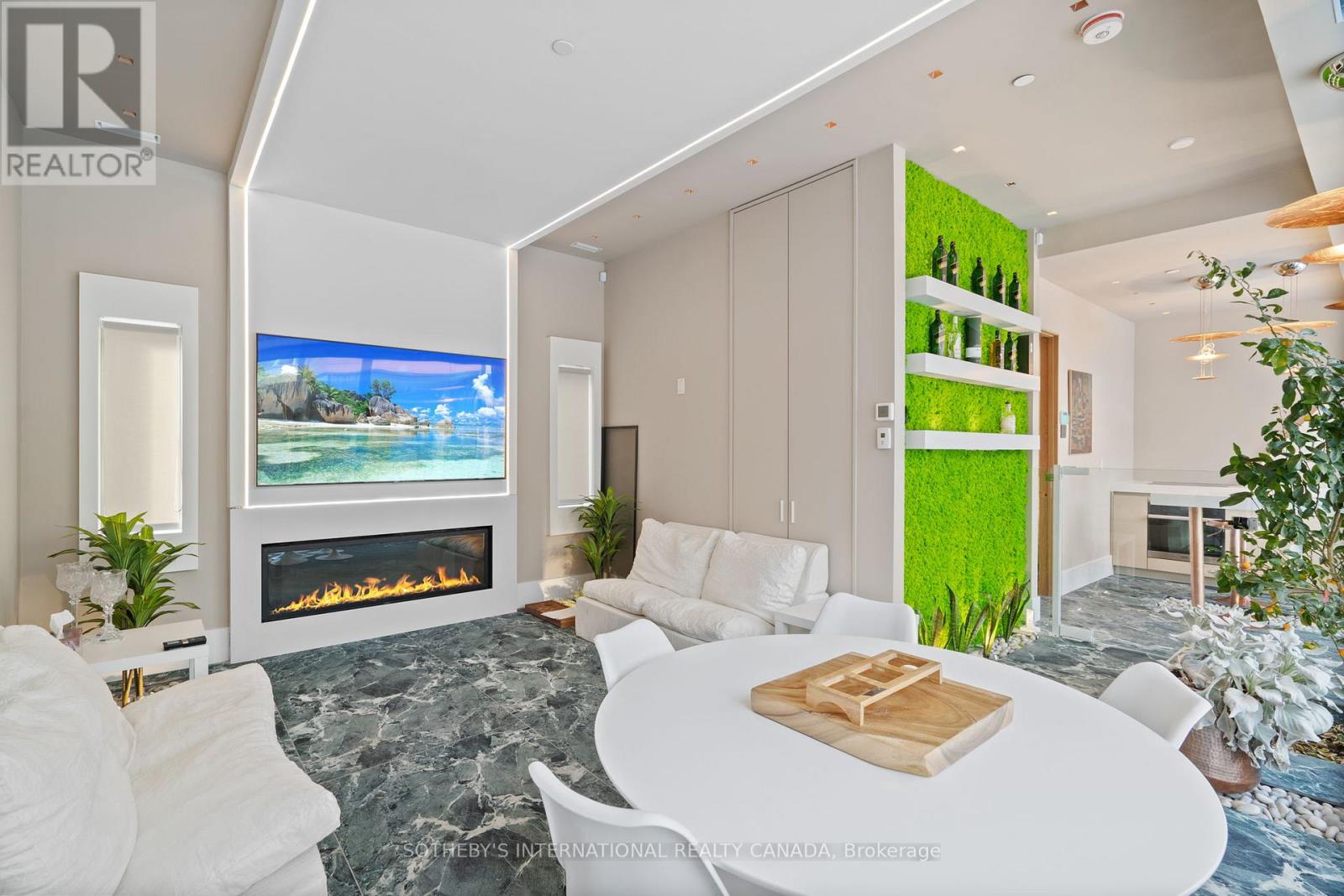 210 GLENAYR ROAD - 43