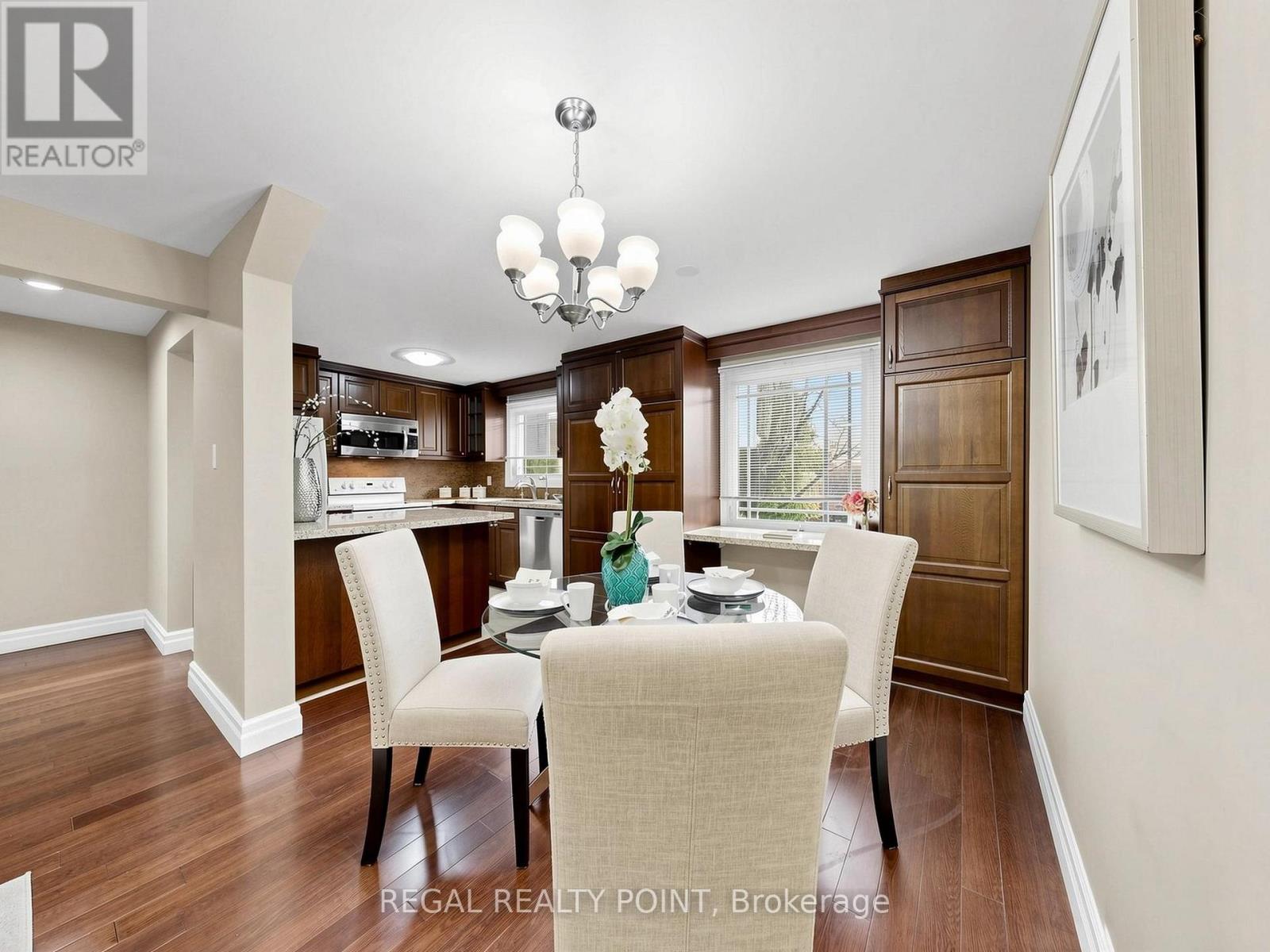 116 LOGANBERRY CRESCENT - 19