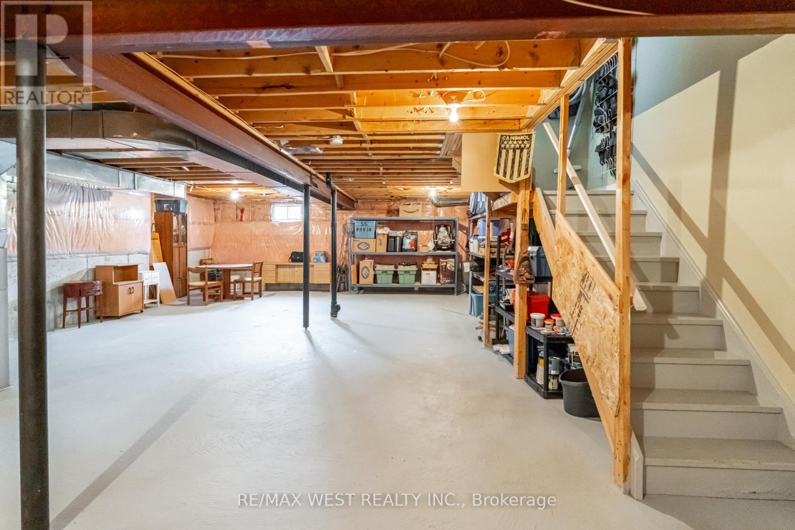 55 PAVIN CRESCENT - 41
