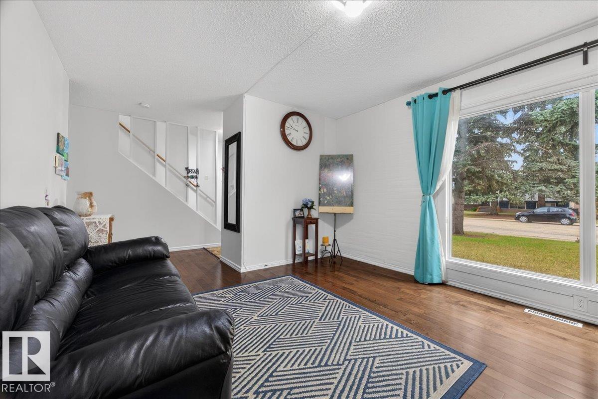 4124 121 ST NW - 12
