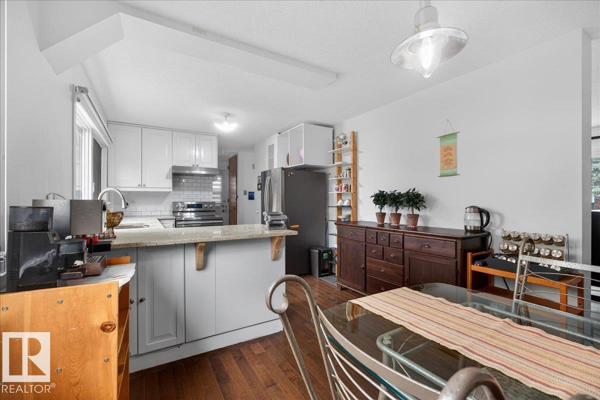 4124 121 ST NW - 17