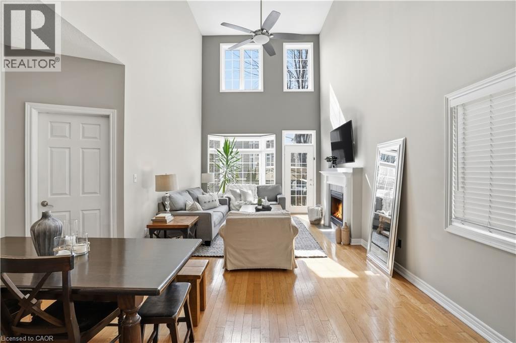 52 SUNNYCROFT Court - 6
