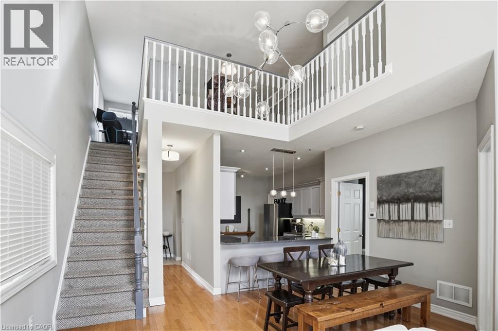 52 SUNNYCROFT Court - 18