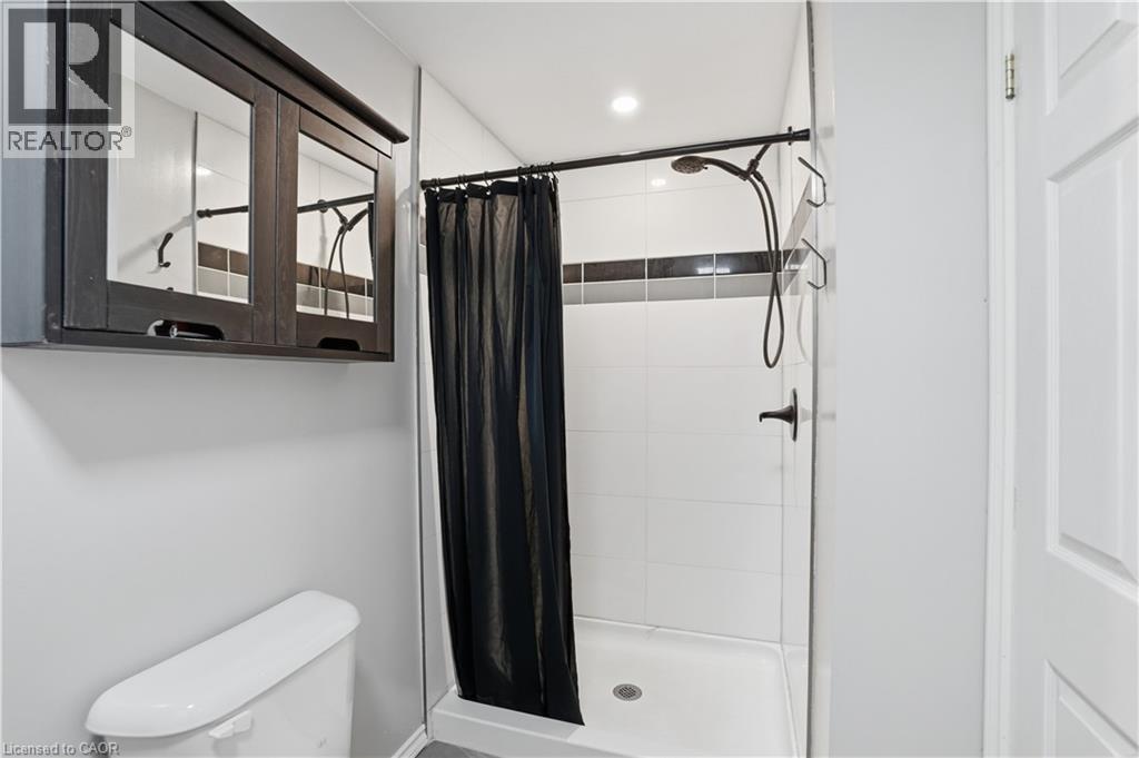 52 SUNNYCROFT Court - 30