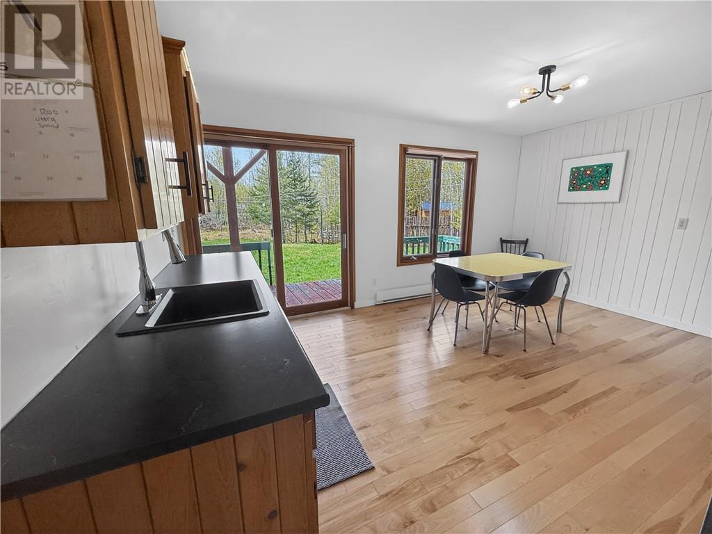 76 Lilly Crescent - 14