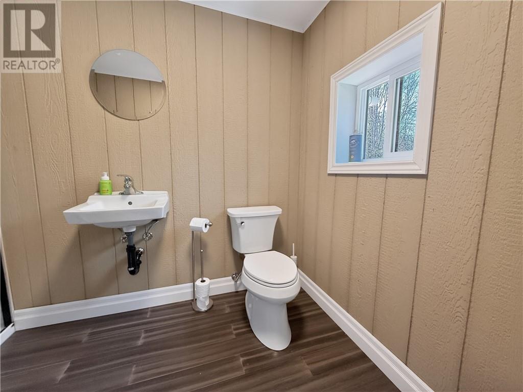 76 Lilly Crescent - 22