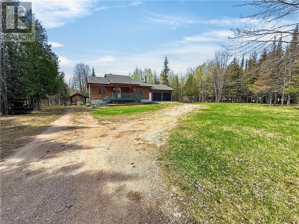 76 Lilly Crescent - 52
