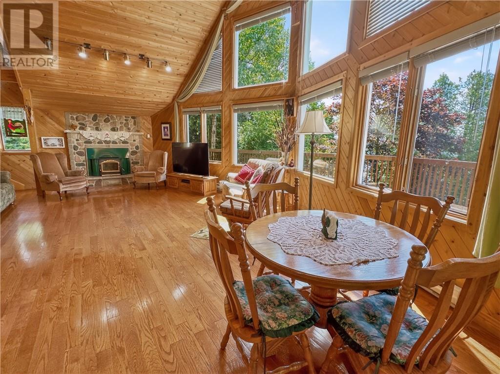 595 Lakeshore Road S, Tehkummah, Manitoulin Island, Ontario, P0P2C0 — Photo 61