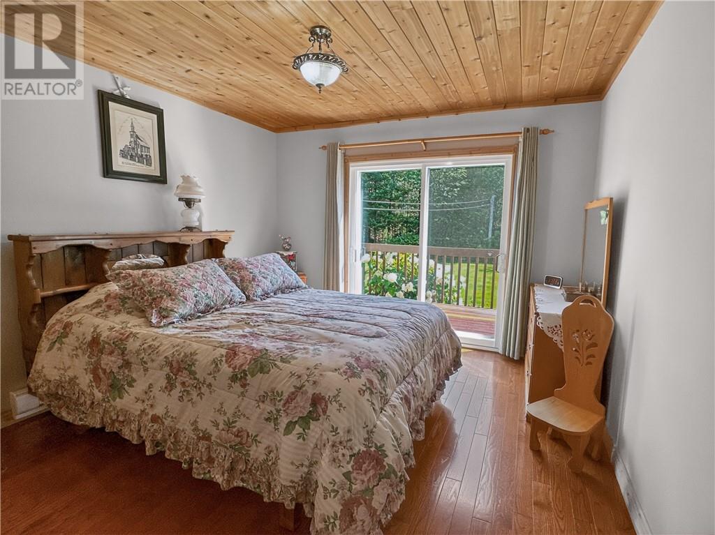 595 Lakeshore Road S, Tehkummah, Manitoulin Island, Ontario, P0P2C0 — Photo 13