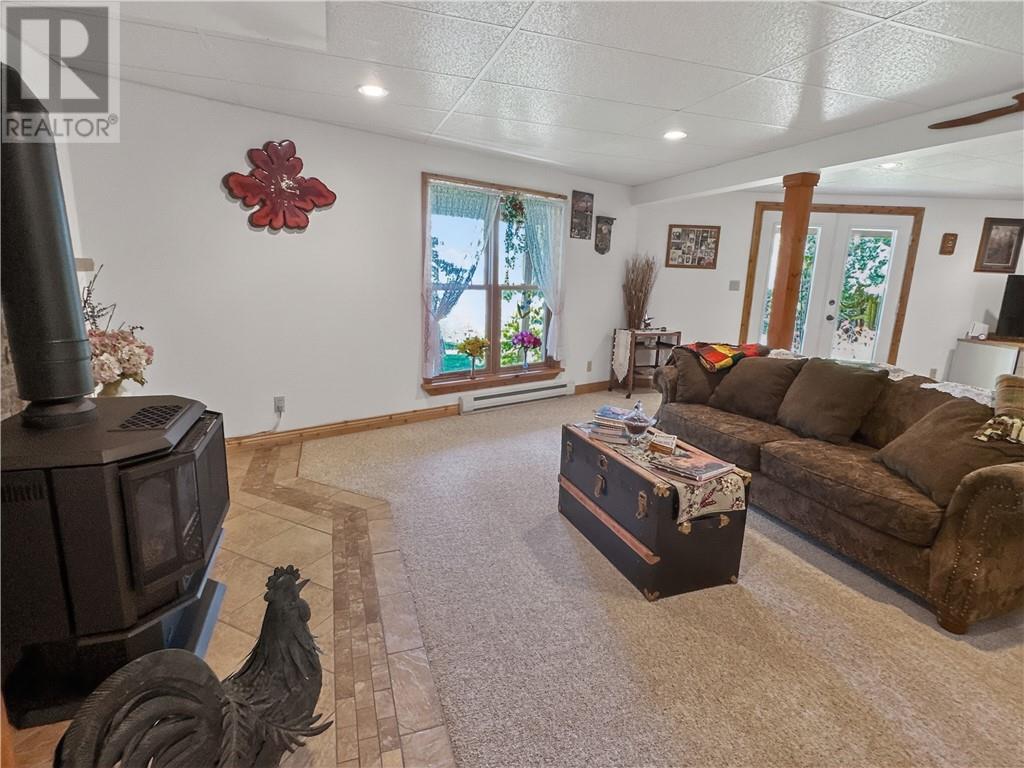 595 Lakeshore Road S, Tehkummah, Manitoulin Island, Ontario, P0P2C0 — Photo 56