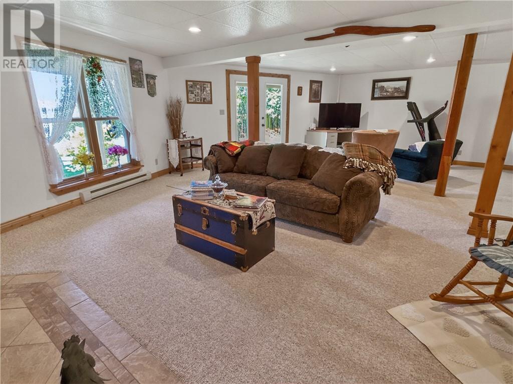 595 Lakeshore Road S, Tehkummah, Manitoulin Island, Ontario, P0P2C0 — Photo 47