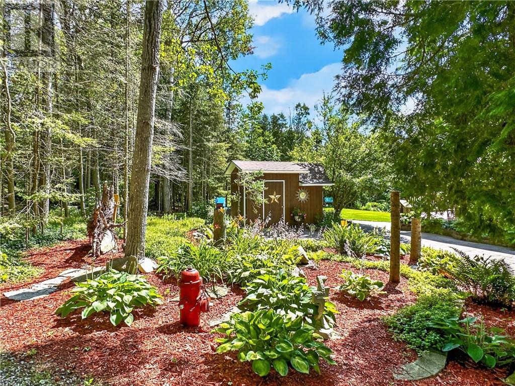 595 Lakeshore Road S, Tehkummah, Manitoulin Island, Ontario, P0P2C0 — Photo 14