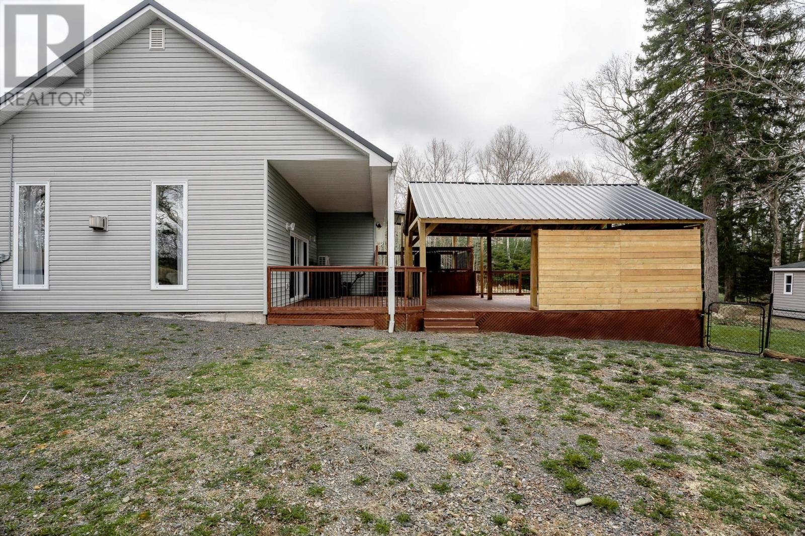 40 Merganser Avenue - 31