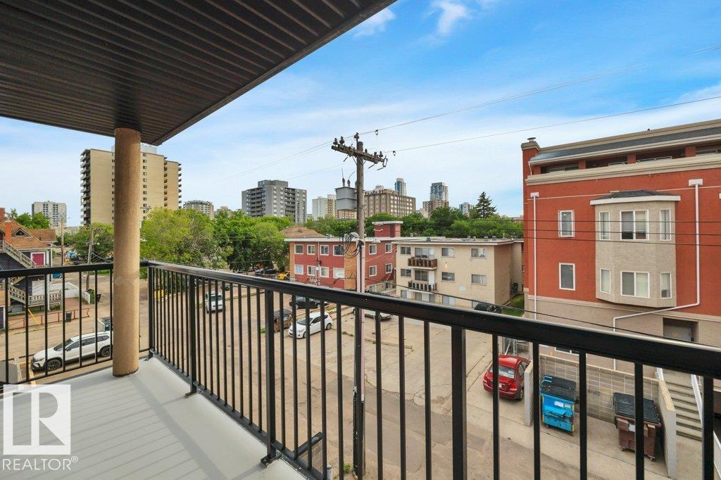#306 10232 115 ST NW - 17