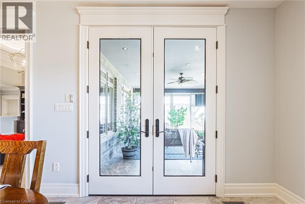 221 GLOVER Road - 13