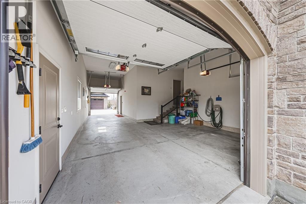 221 GLOVER Road - 43