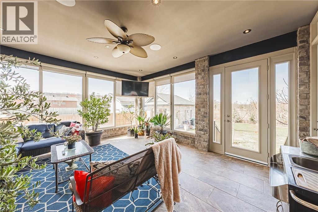 221 GLOVER Road - 14