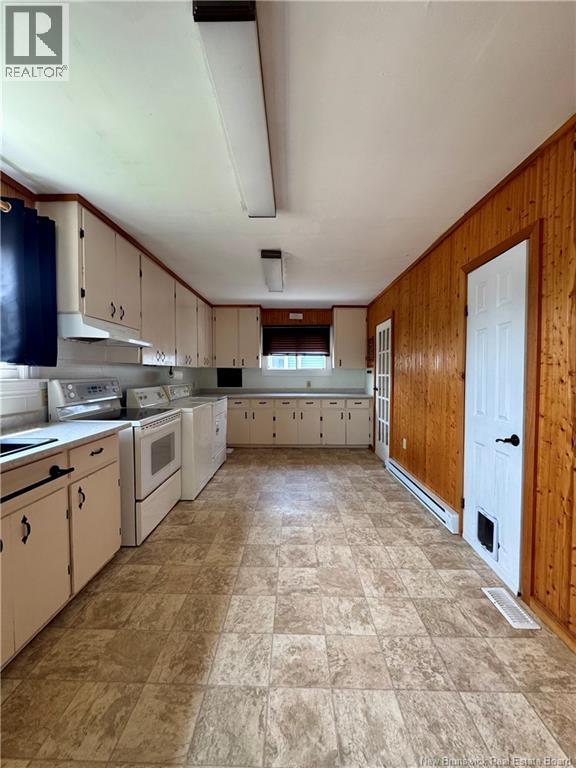 281 Simpson Drive Extension - 17