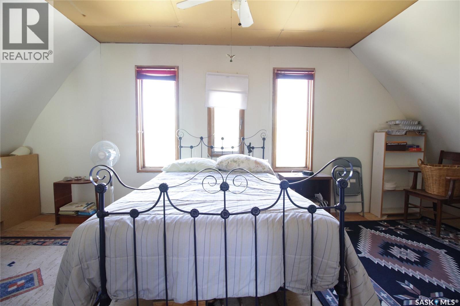 18 Elm AVENUE - 14